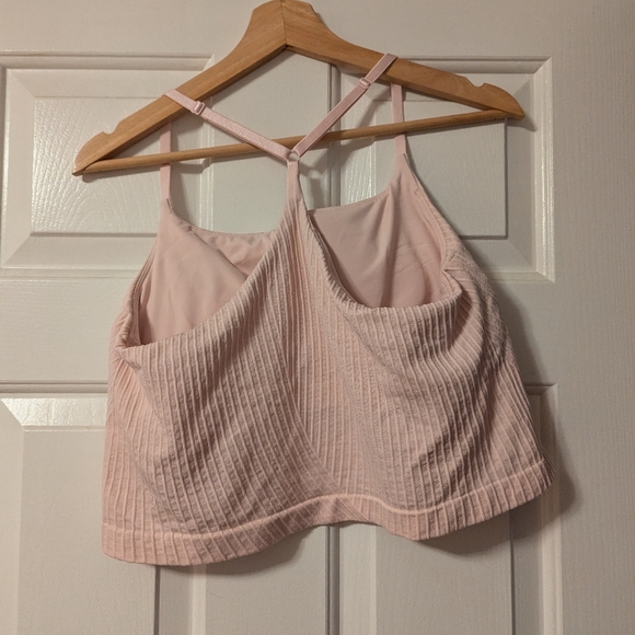 Lululemon Shelf Tank Top - Picture 2 of 6